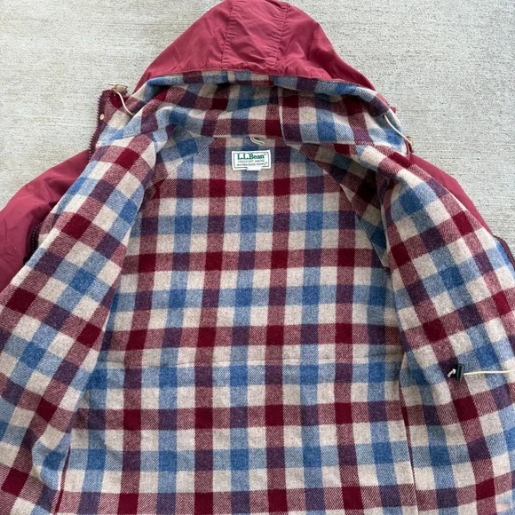 Vtg L.L. Bean Baxter State Parka Mens Large? Maroon Nylon Wool Lined Hooded USA